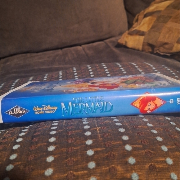 Vintage Disney Black Diamond 1989 VHS The Little Mermaid Banned Artwork Cover - Picture 8 of 8